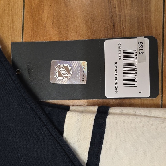 Seattle Kraken Size LARGE NHL 47 Brand Hockey Lace Up Pullover Hoodie Mens Fit. - Picture 6 of 13